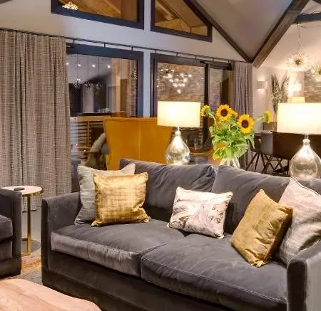 6br Beautiful Chalet In Villa Châtel