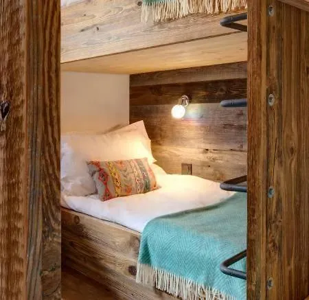 6br Beautiful Chalet In Villa *